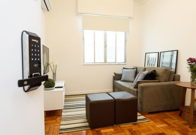 Apartamento em Rio de Janeiro - Charme em Ipanema | Perto da praia | GC707 Z2