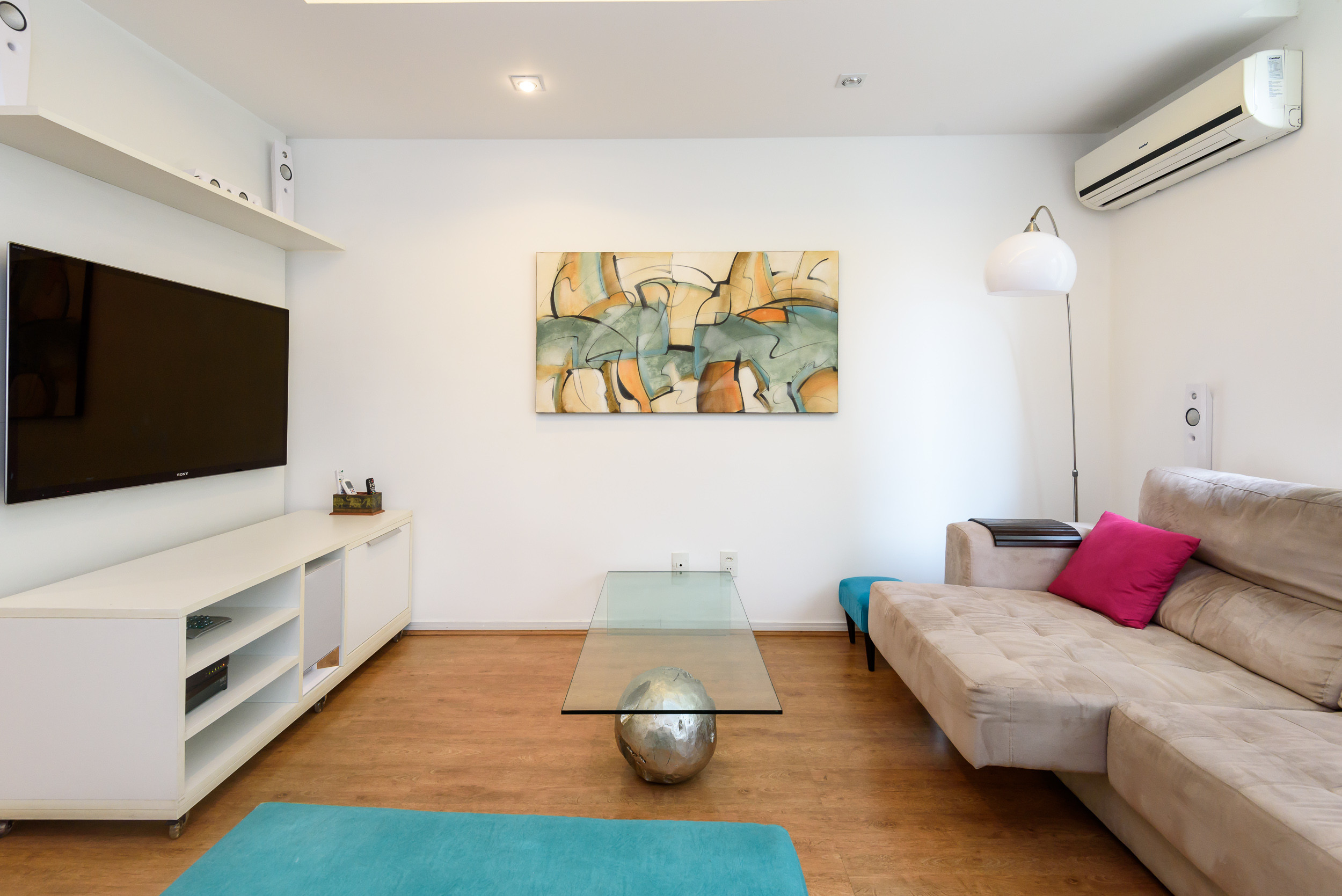 Apartamento em Rio de Janeiro - Iluminado em Copacabana |Paisagem leve| BC706 