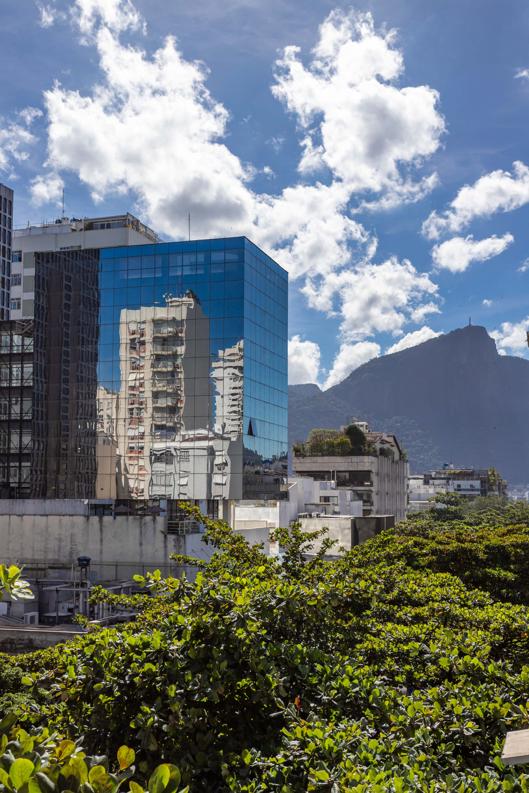 Apartamento em Rio de Janeiro - Conforto em Ipanema |2 quadras da praia| VP604 