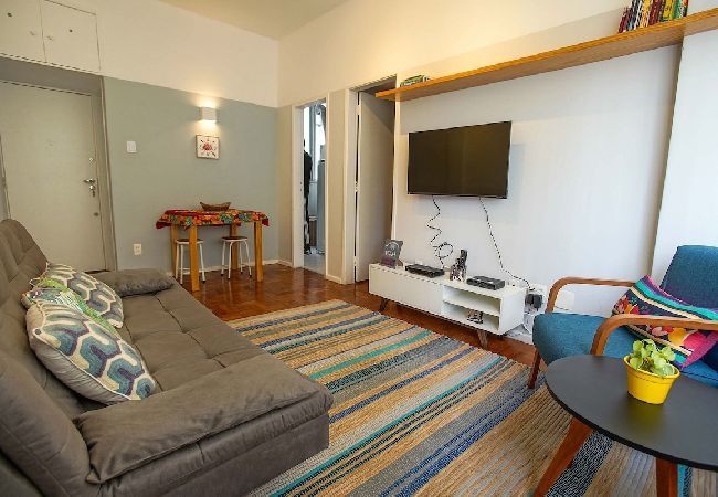 Apartamento em Rio de Janeiro - LAU1112| Quarto e Sala em Botafogo 