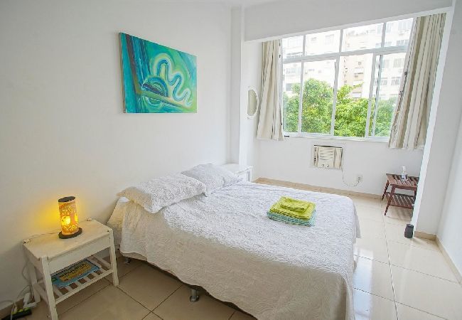 Apartamento em Rio de Janeiro - PLA618| Studio na quadra da praia de Copacabana