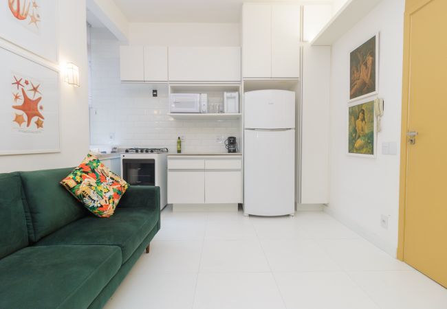 Apartamento em Rio de Janeiro - NS202| Quarto e sala em copacabana 200m da praia