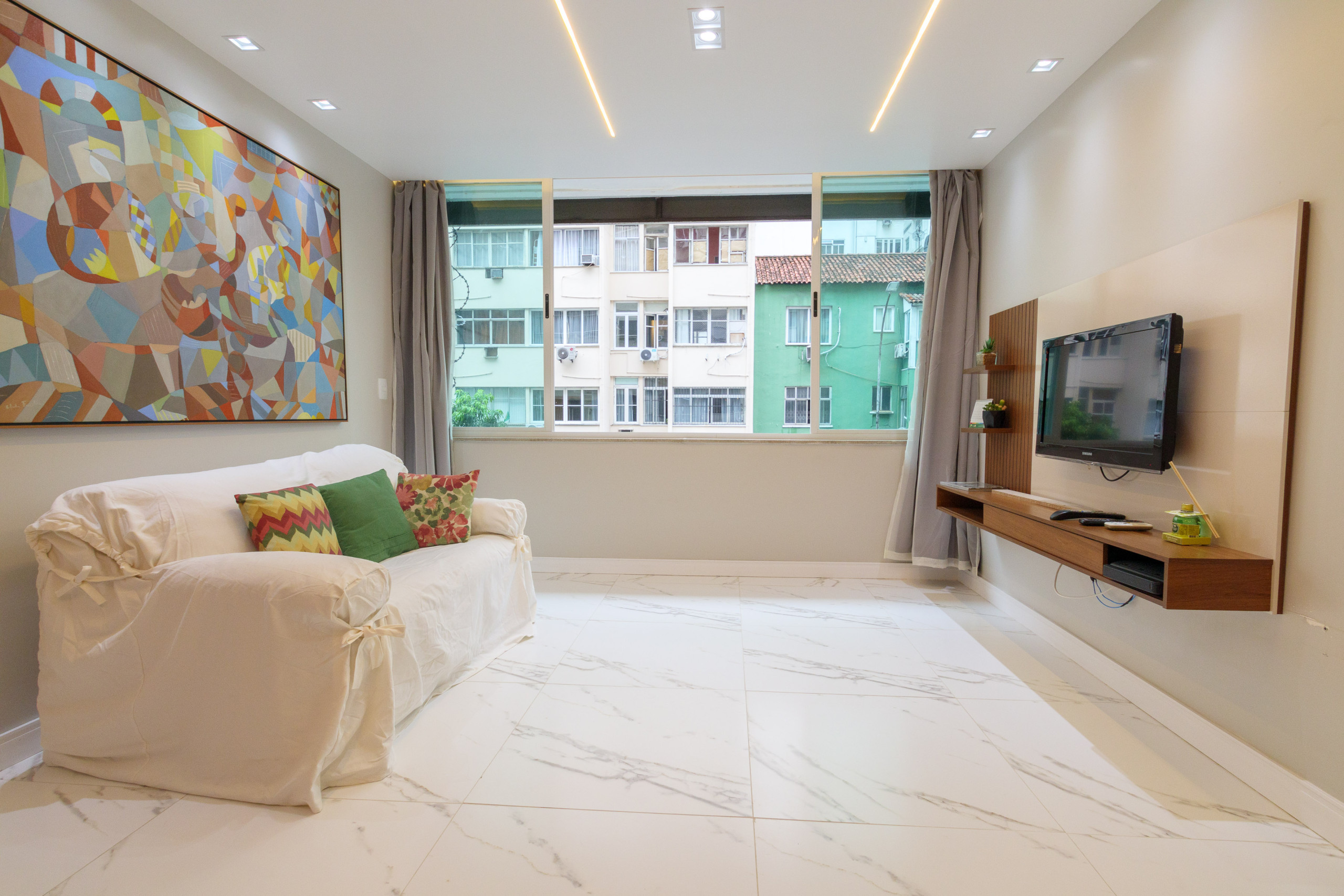 Apartamento em Rio de Janeiro - Brt201|2 quartos em Copacabana,4 minutos da praia.
