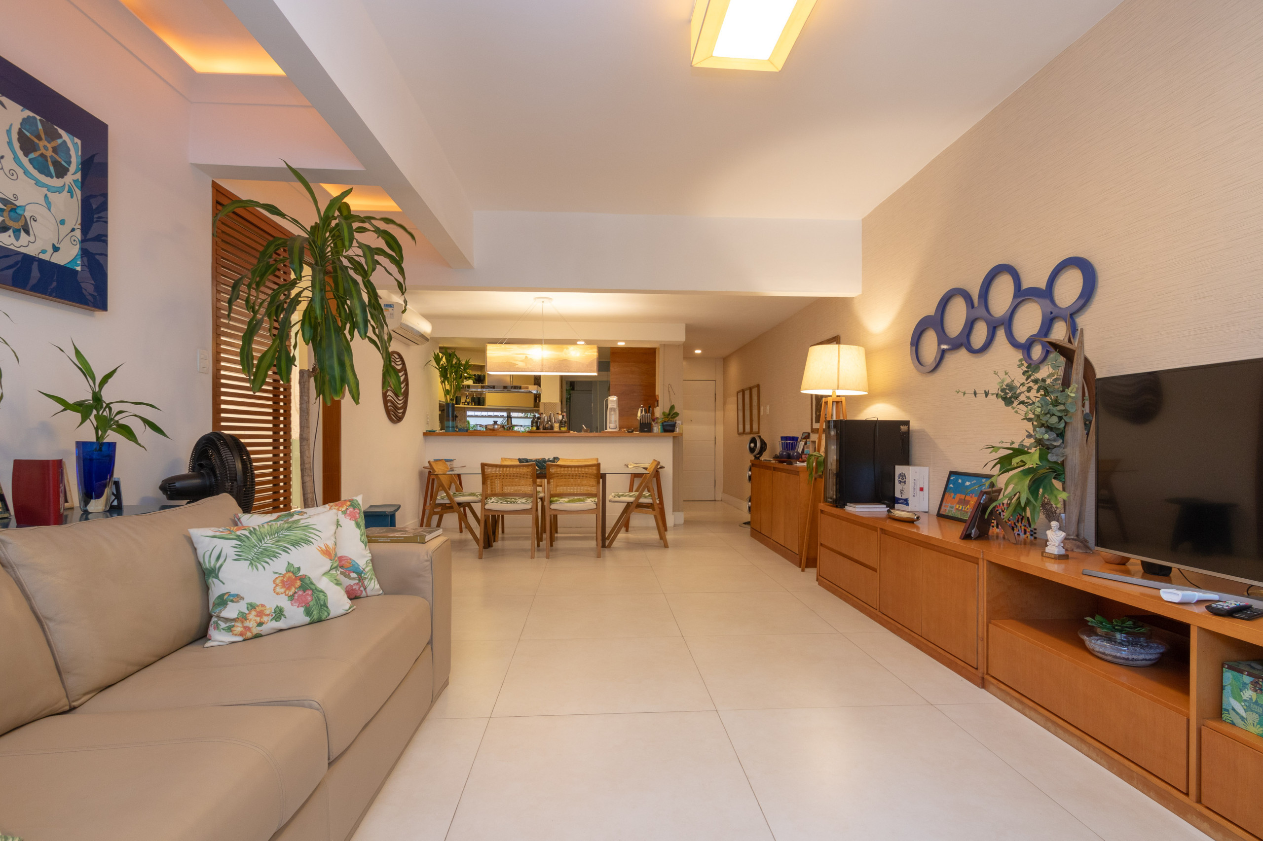 Apartamento em Rio de Janeiro - Ata201| Lindo 2 qto no Leblon à 5 minutos da praia