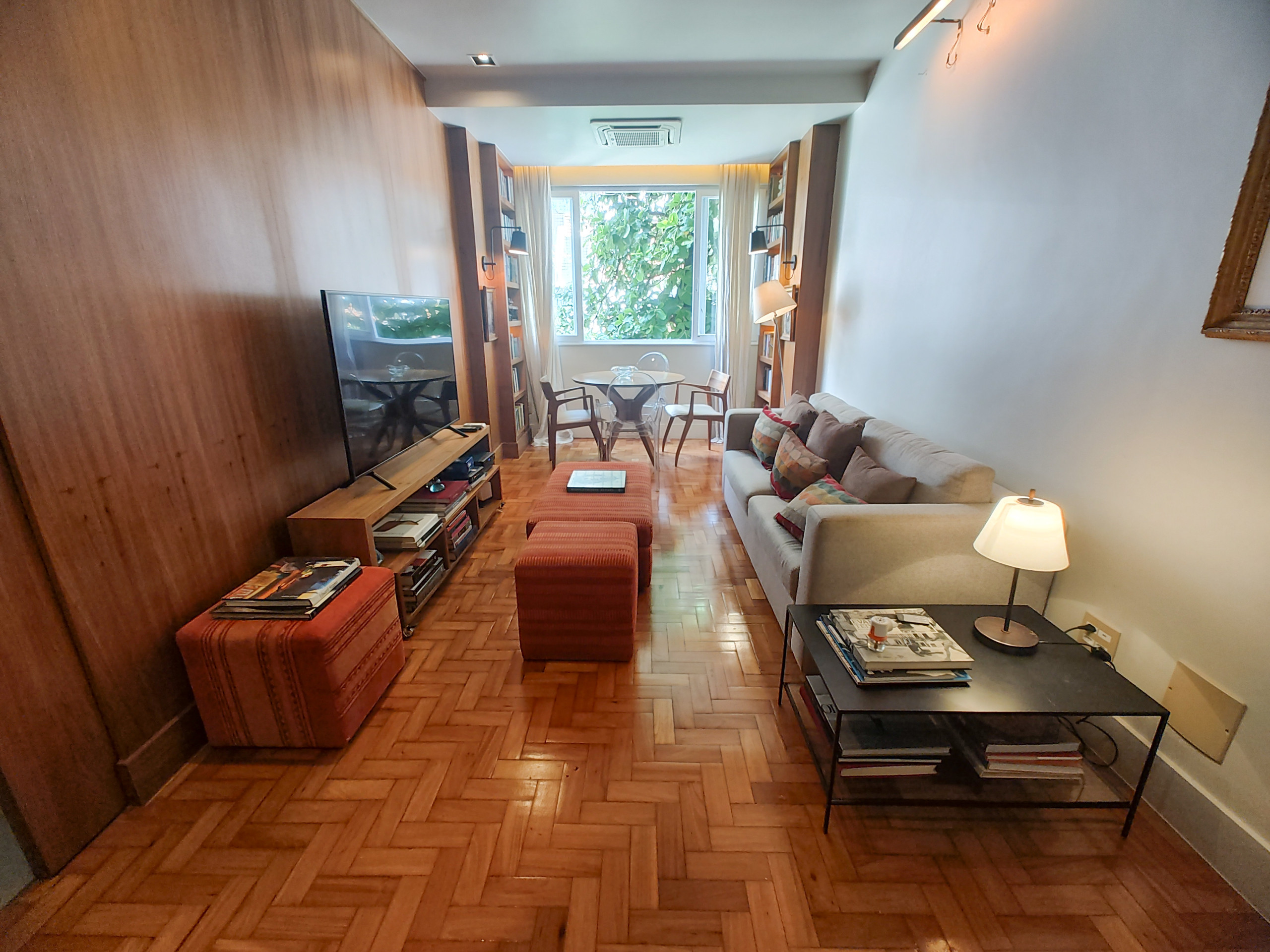 Apartamento em Rio de Janeiro - Igarapava202|2 qts no Leblon, 5 min a pé da praia 