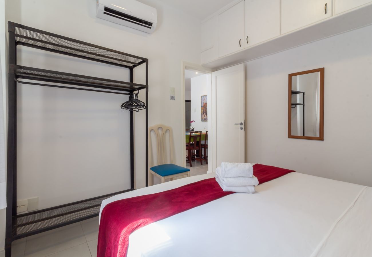 Apartamento em Rio de Janeiro - 7 minutos da praia de Ipanema | BT201