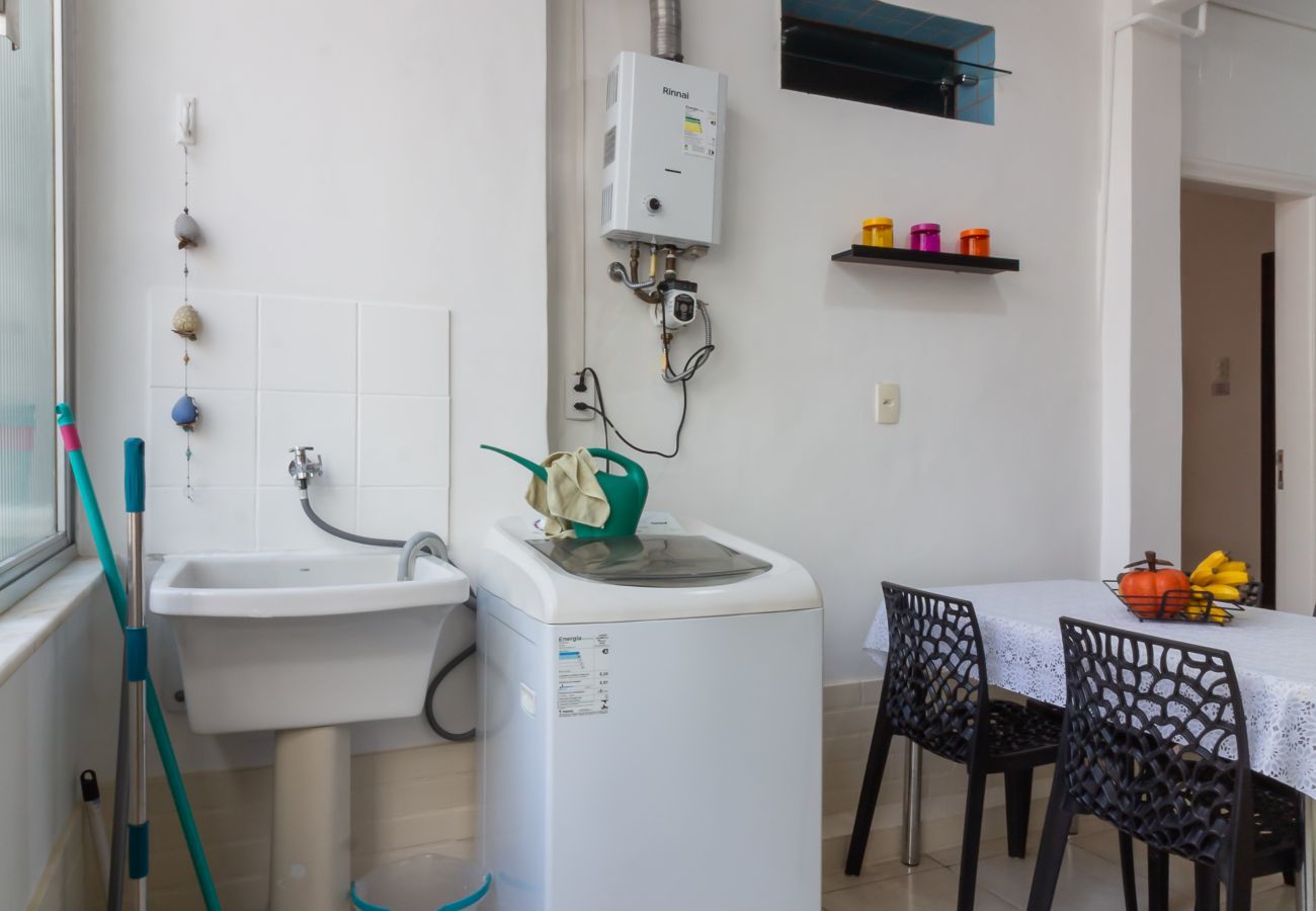 Apartamento em Rio de Janeiro - 7 minutos da praia de Ipanema | BT201