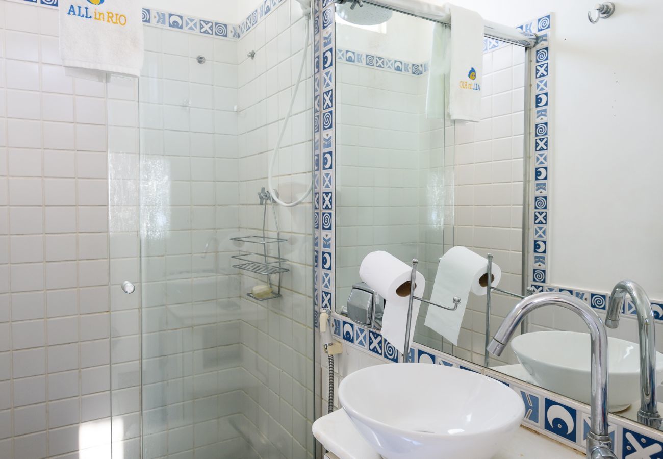 Apartamento em Rio de Janeiro - Cobertura em Ipanema |Vista p/ o Cristo| MQC502 