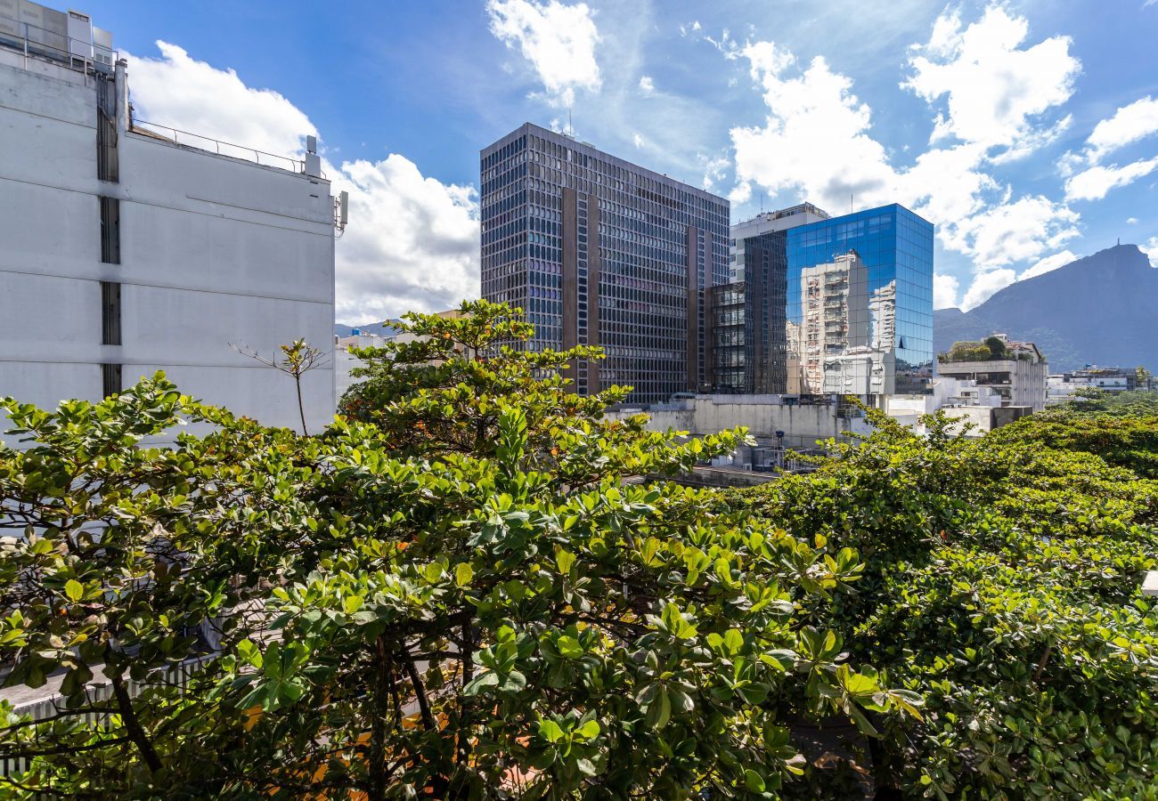 Apartamento em Rio de Janeiro - Conforto em Ipanema |2 quadras da praia| VP604 