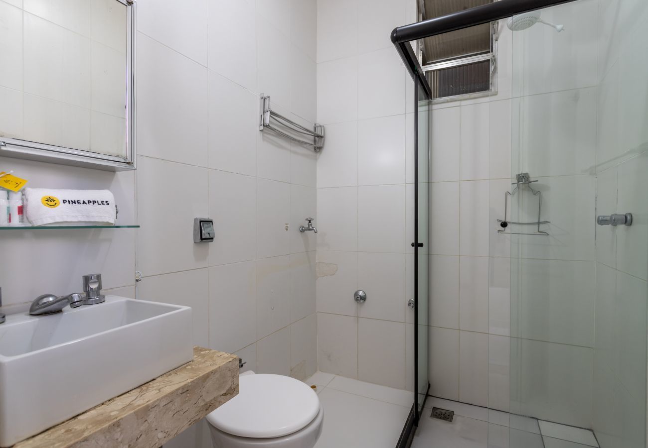 Apartamento em Rio de Janeiro - Conforto em Ipanema |2 quadras da praia| VP604 