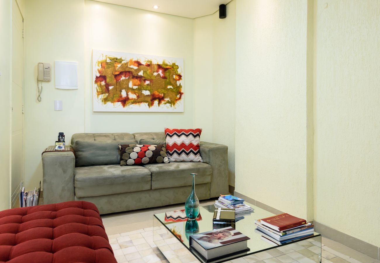 Apartamento em Rio de Janeiro - Estilo em Ipanema | Boa localização | VP305 