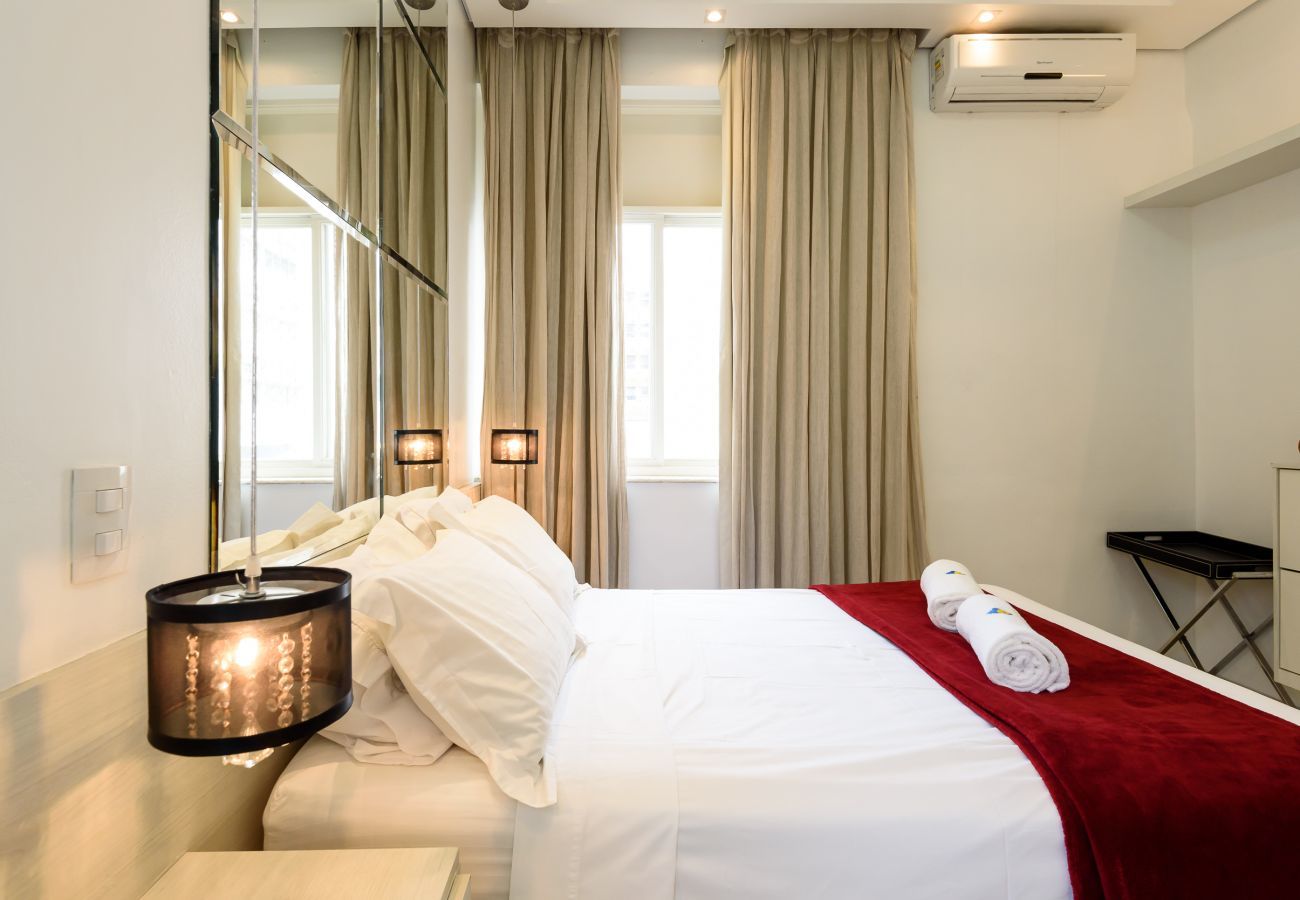 Apartamento em Rio de Janeiro - Estilo em Ipanema | Boa localização | VP305 