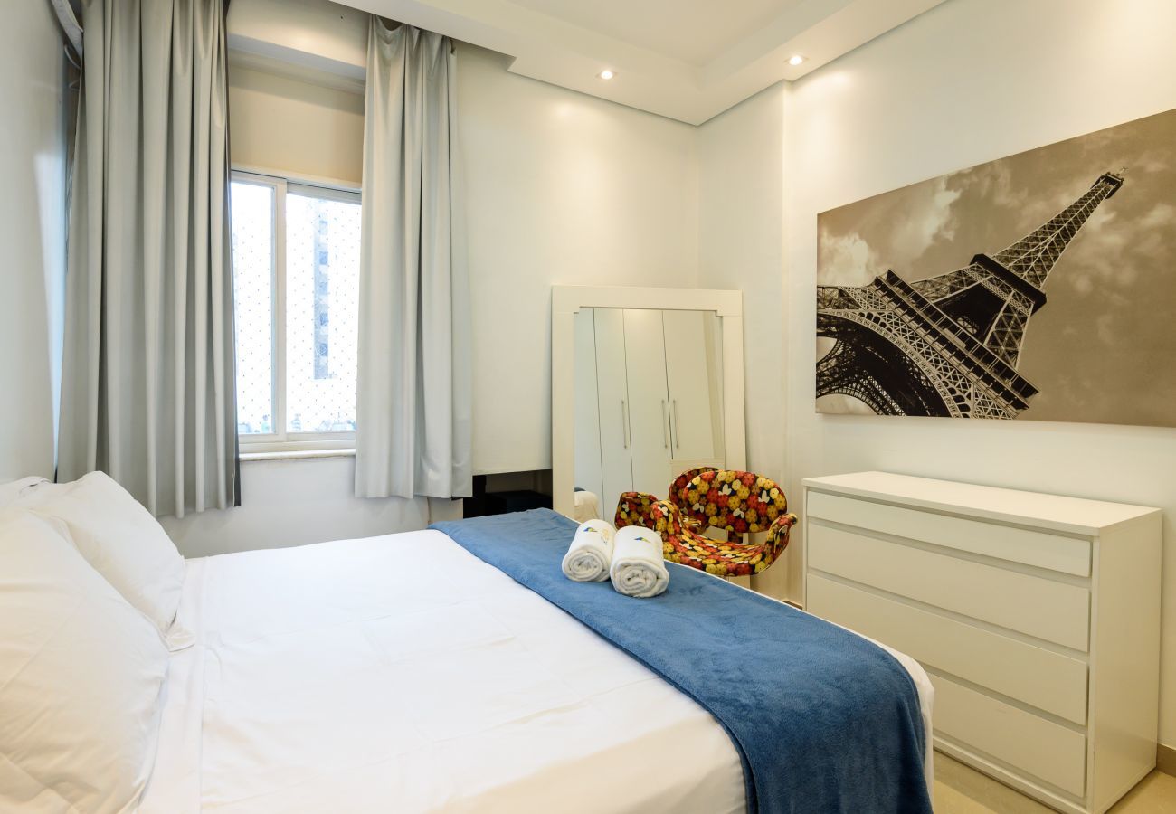 Apartamento em Rio de Janeiro - Estilo em Ipanema | Boa localização | VP305 