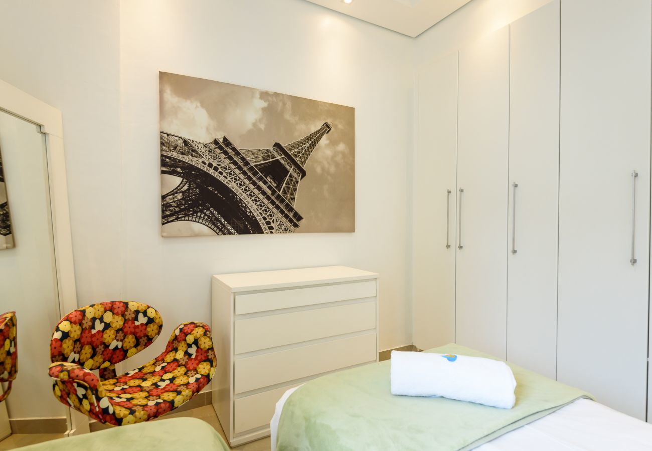 Apartamento em Rio de Janeiro - Estilo em Ipanema | Boa localização | VP305 
