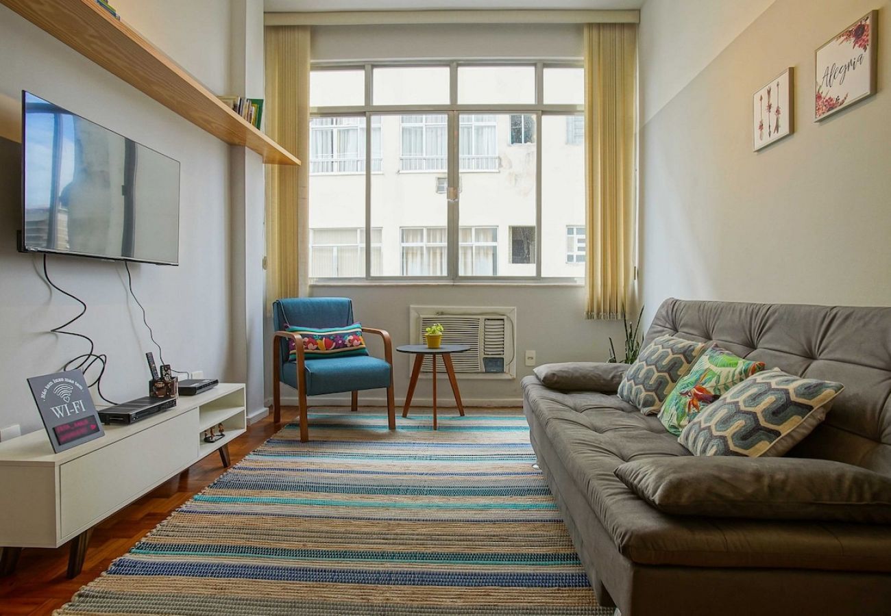 Apartamento em Rio de Janeiro - LAU1112| Quarto e Sala em Botafogo 