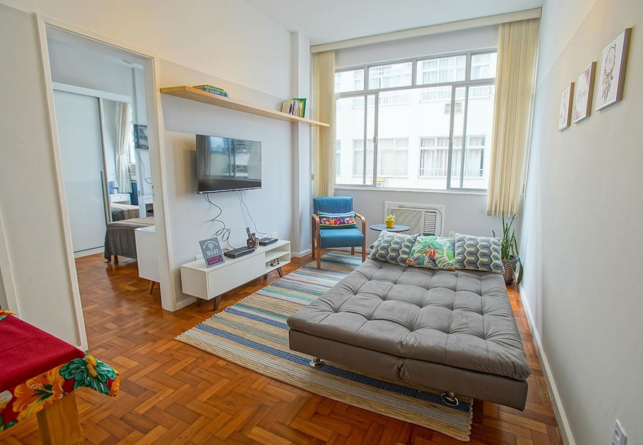 Apartamento em Rio de Janeiro - LAU1112| Quarto e Sala em Botafogo 