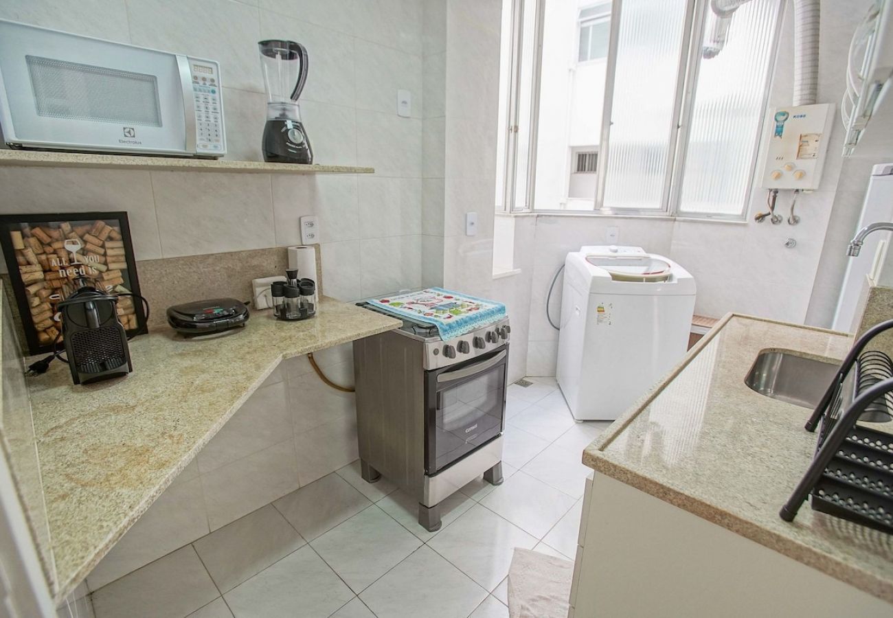Apartamento em Rio de Janeiro - LAU1112| Quarto e Sala em Botafogo 