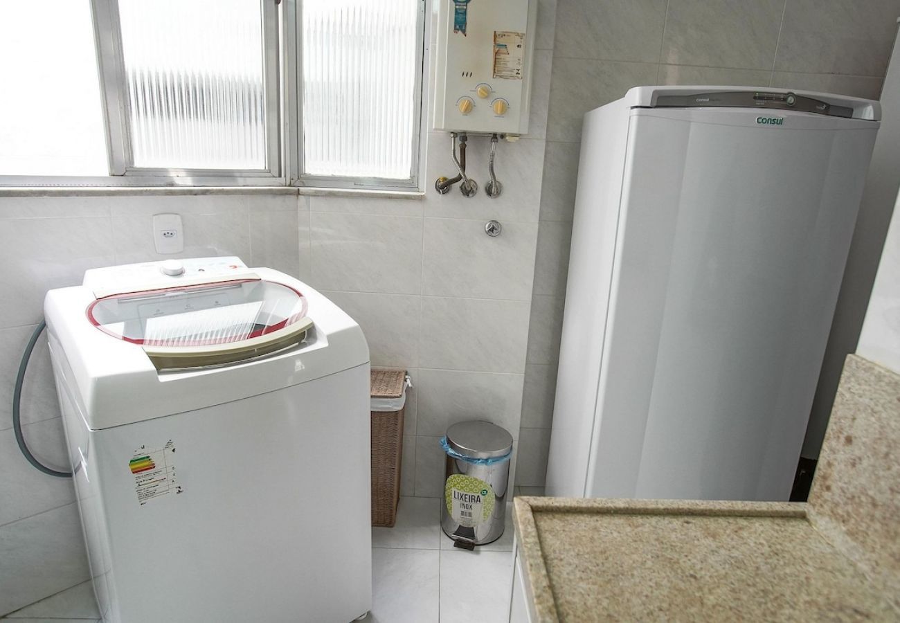 Apartamento em Rio de Janeiro - LAU1112| Quarto e Sala em Botafogo 
