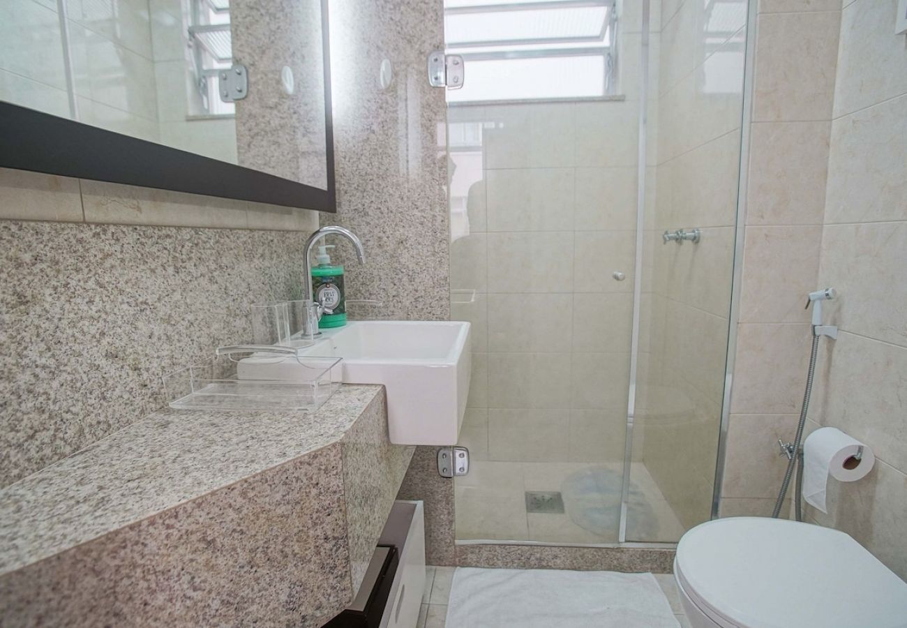 Apartamento em Rio de Janeiro - LAU1112| Quarto e Sala em Botafogo 