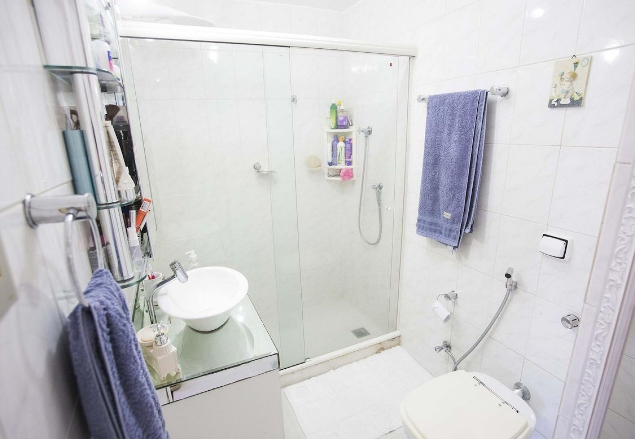 Apartamento em Rio de Janeiro - BRT903| 2 Quartos em Copacabana