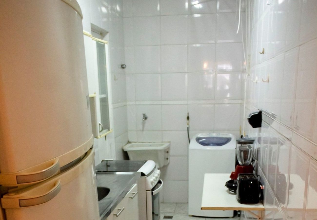 Apartamento em Rio de Janeiro - CAR603| Quarto e sala em Ipanema perto da praia