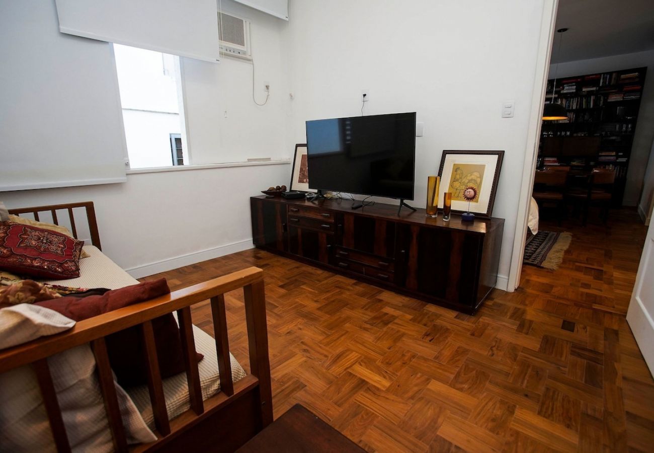 Apartamento em Rio de Janeiro - SADD304| Charmoso 2 quartos em Ipanema