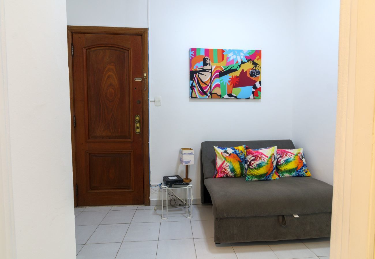 Apartamento em Rio de Janeiro - VISC303| Quarto e Sala próximo a Praia de Ipanema