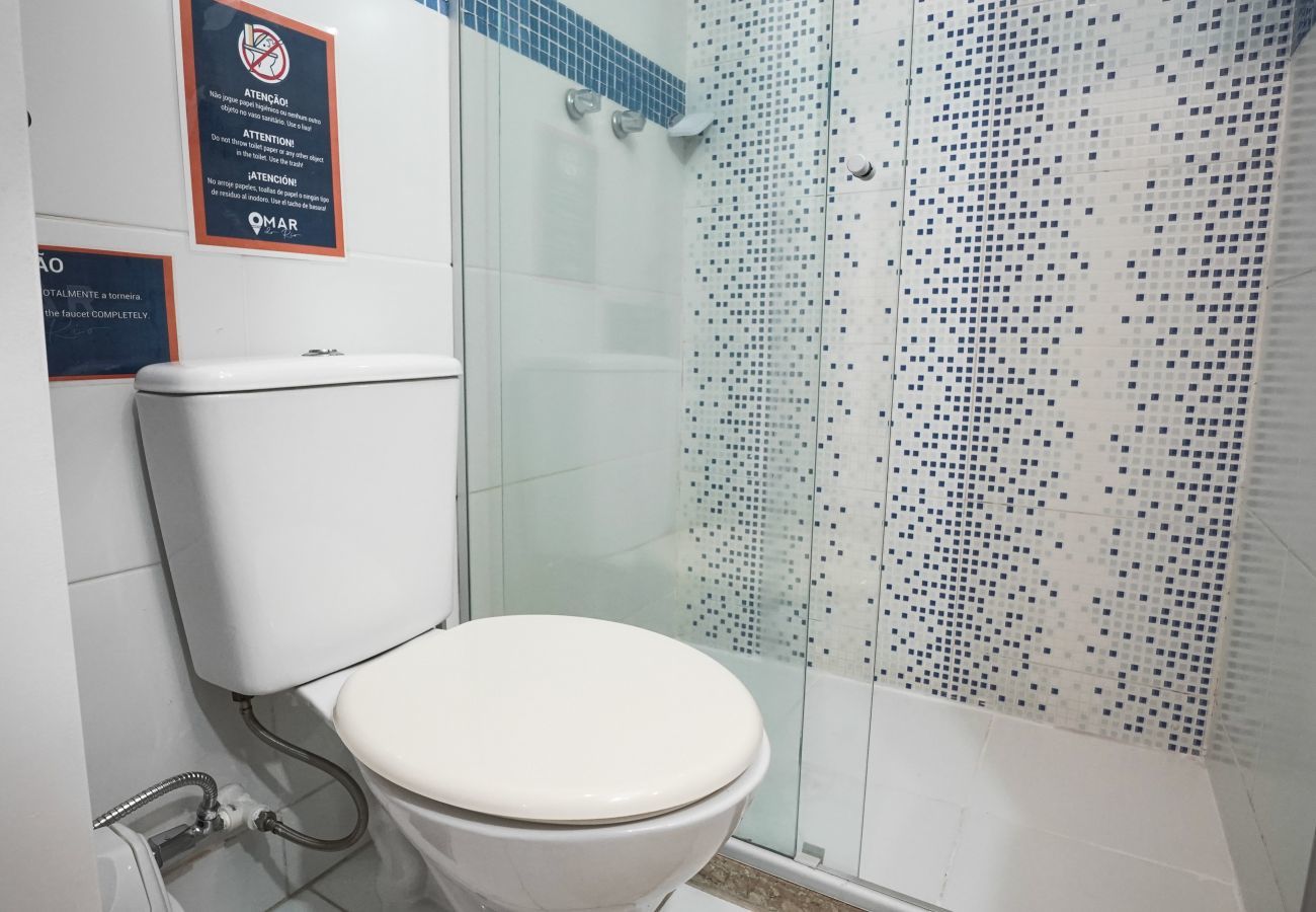 Apartamento em Rio de Janeiro - LUC113| Flat na praia da Barra com piscina e sauna