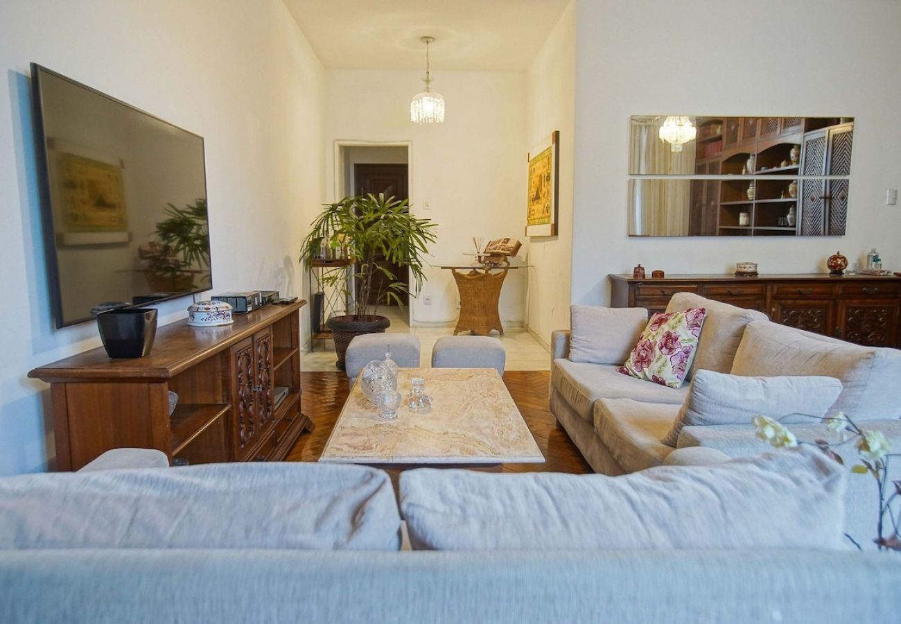 Apartamento em Rio de Janeiro - BUL302| 3 qts na divisa de Ipanema e Copacabana