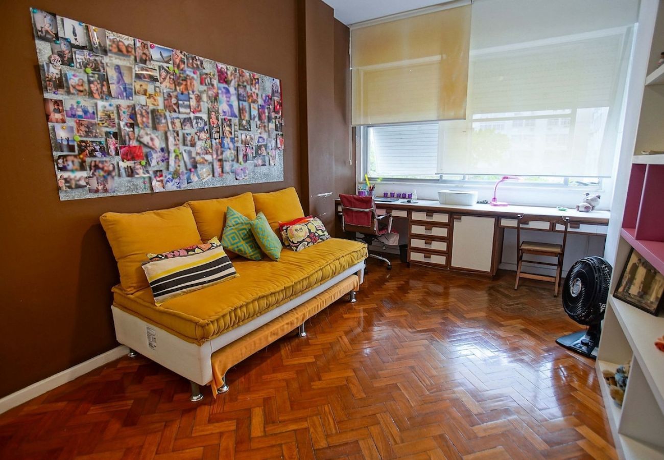 Apartamento em Rio de Janeiro - BUL302| 3 qts na divisa de Ipanema e Copacabana