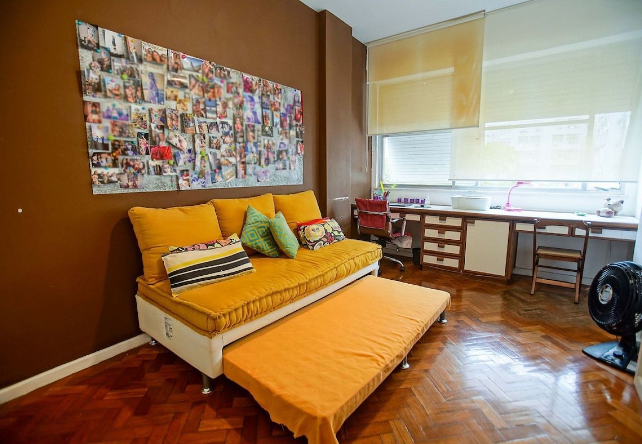 Apartamento em Rio de Janeiro - BUL302| 3 qts na divisa de Ipanema e Copacabana