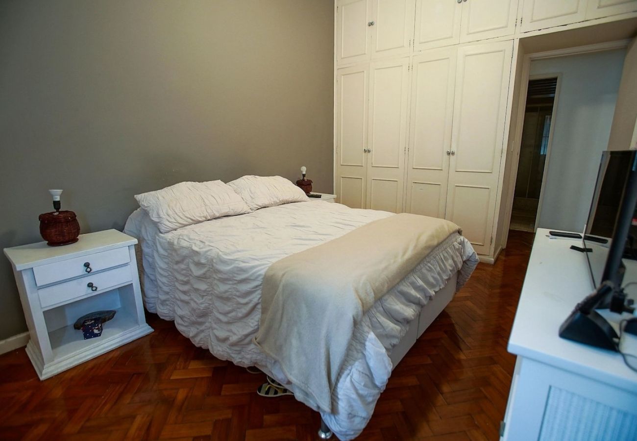 Apartamento em Rio de Janeiro - BUL302| 3 qts na divisa de Ipanema e Copacabana