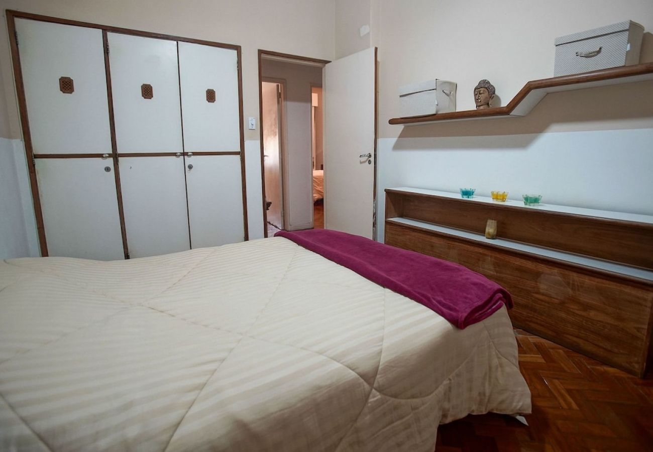 Apartamento em Rio de Janeiro - BUL302| 3 qts na divisa de Ipanema e Copacabana