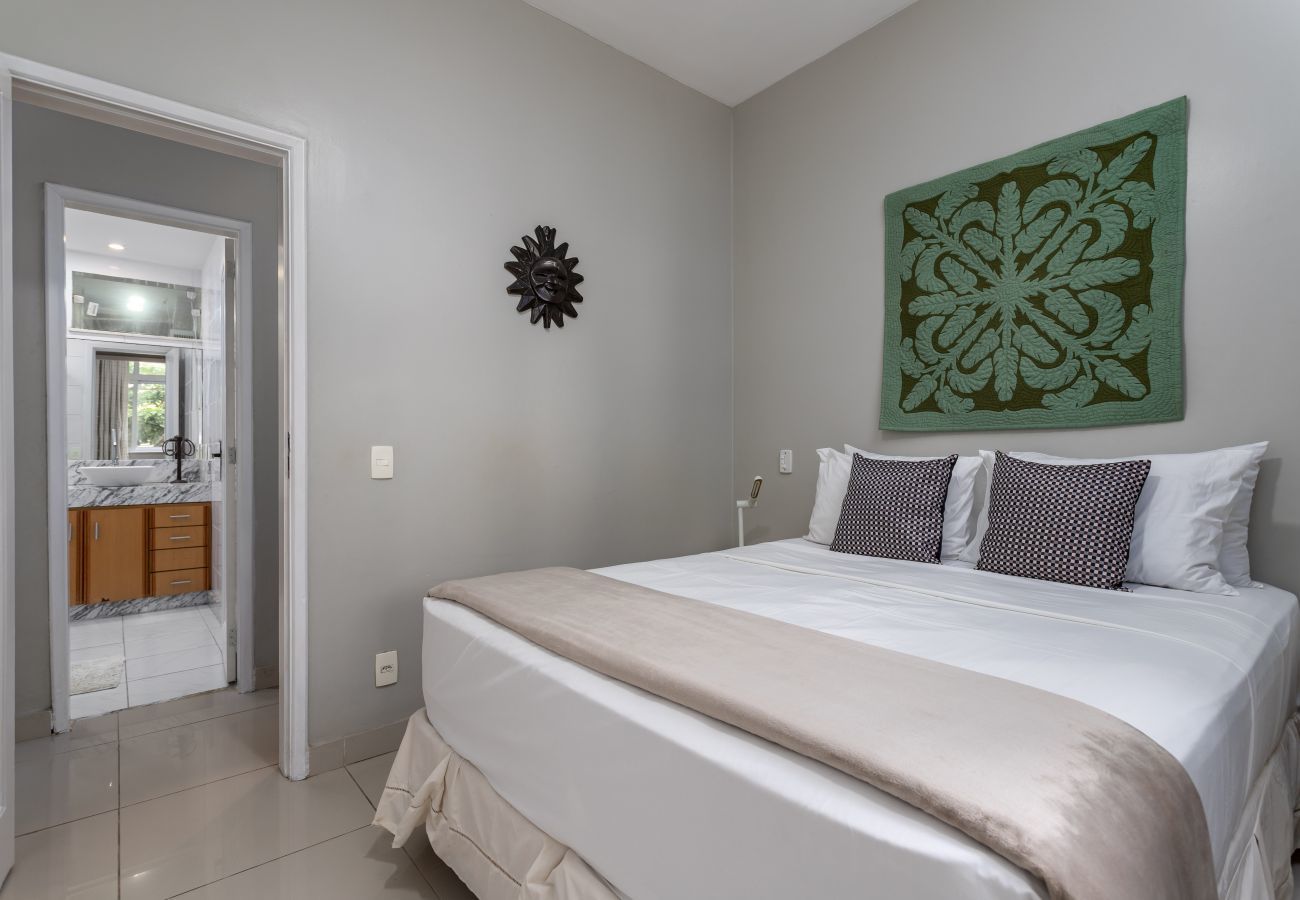 Apartamento em Rio de Janeiro - 4 minutos da praia de Copacabana | JN301