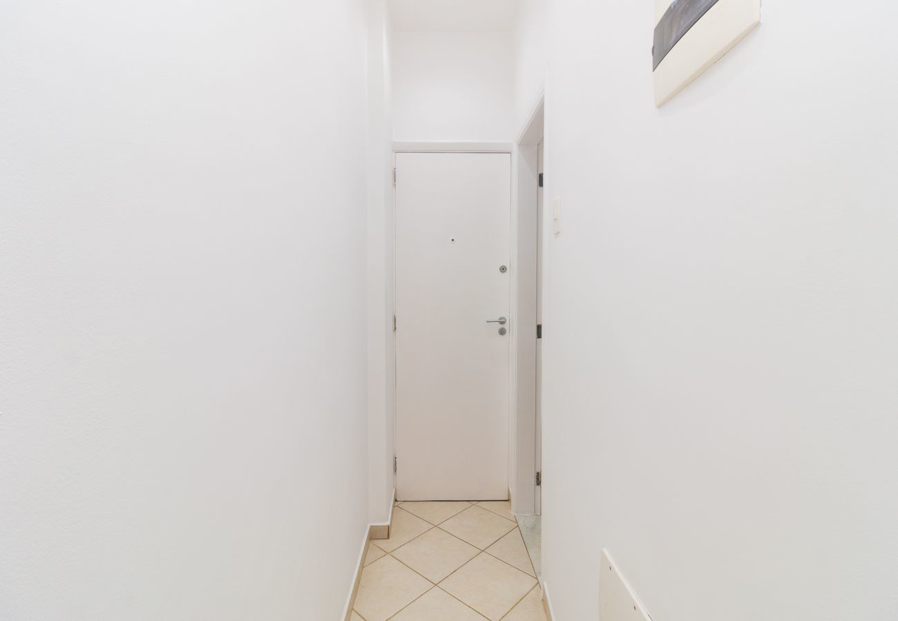 Apartamento em Rio de Janeiro - FER106| Quarto e Sala na famosa rua Dias Ferreira