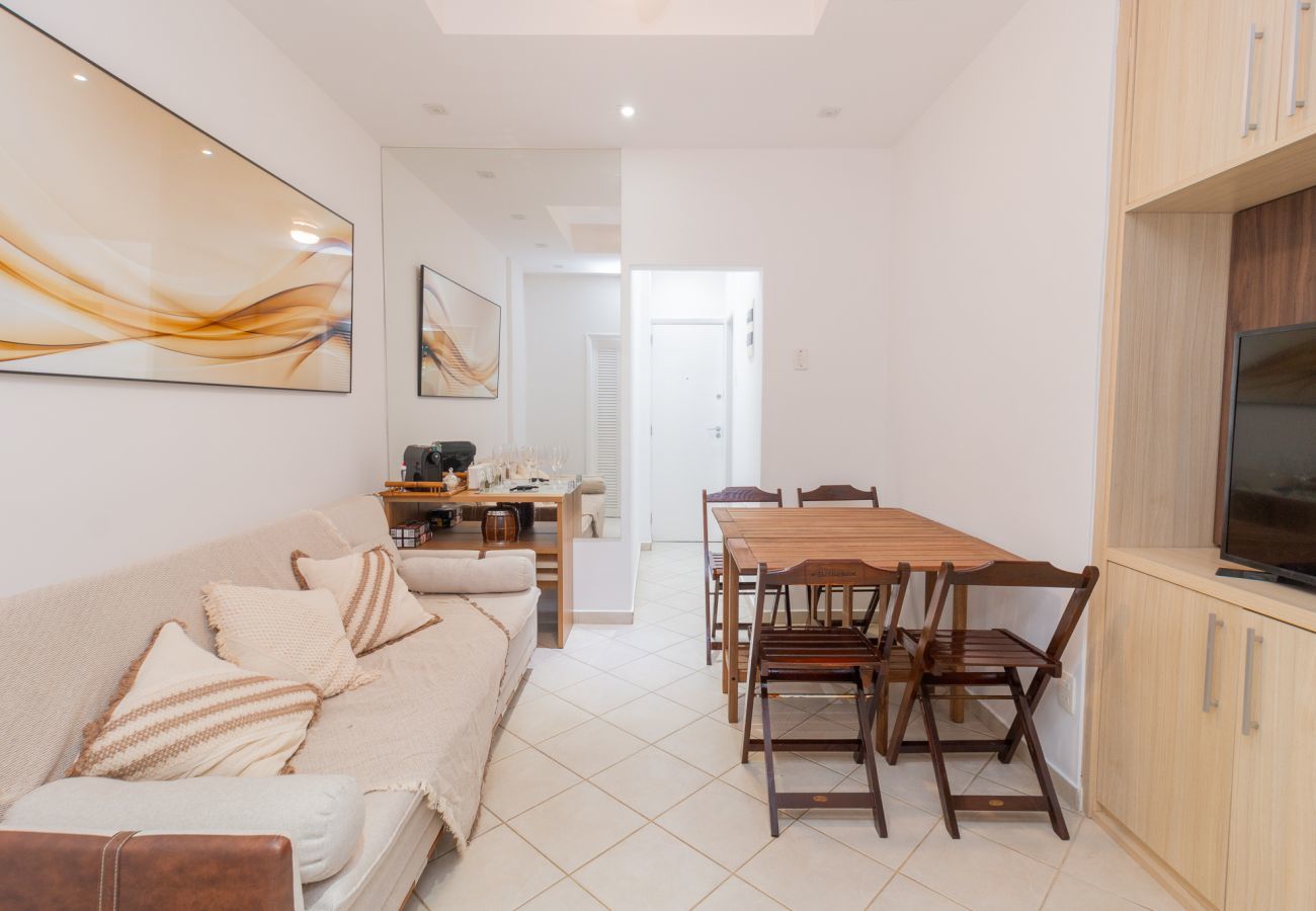 Apartamento em Rio de Janeiro - FER106| Quarto e Sala na famosa rua Dias Ferreira