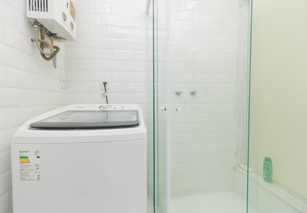 Apartamento em Rio de Janeiro - NS202| Quarto e sala em copacabana 200m da praia