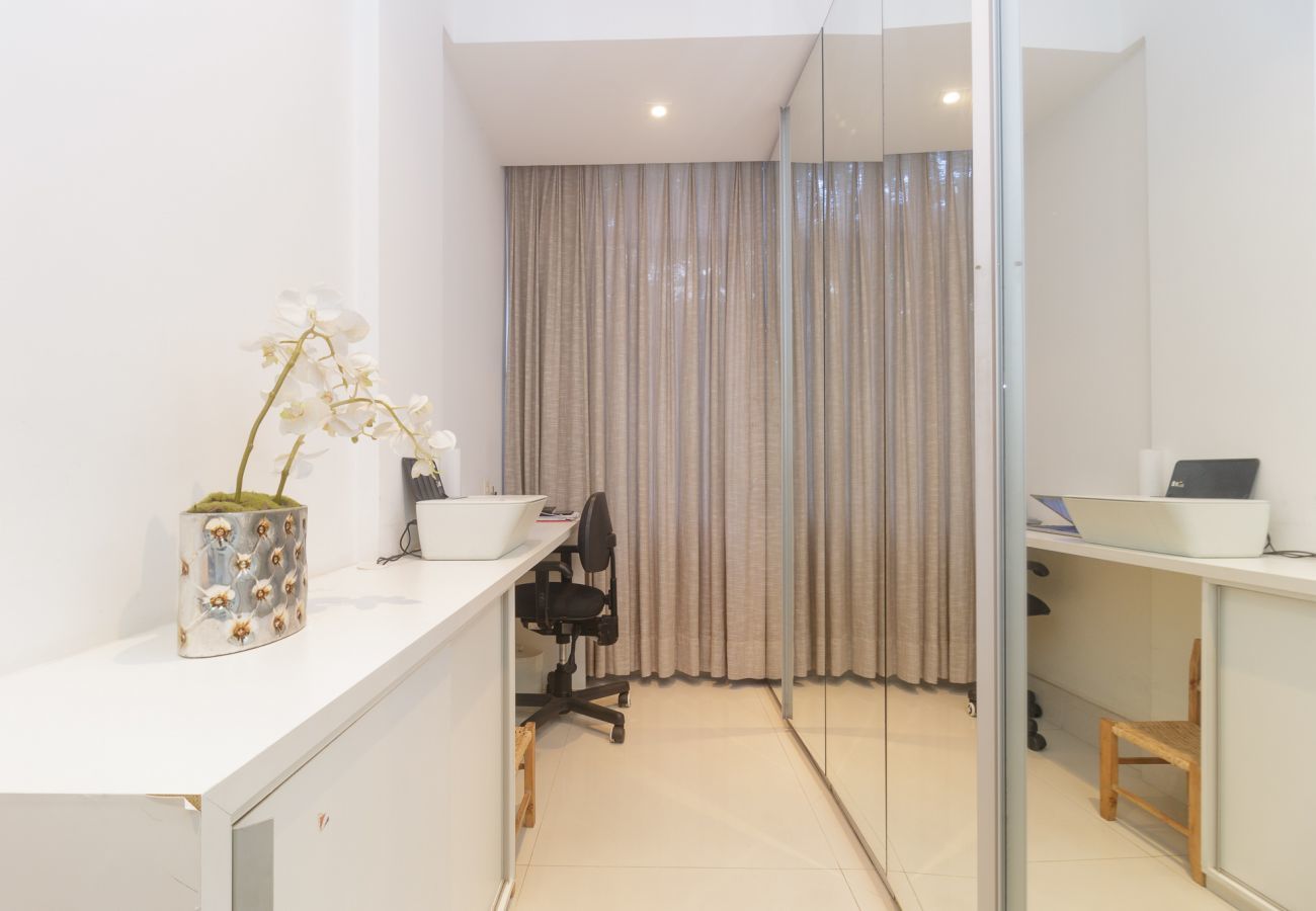 Apartamento em Rio de Janeiro - MTR405| Aconchegante 2 quartos no Leblon