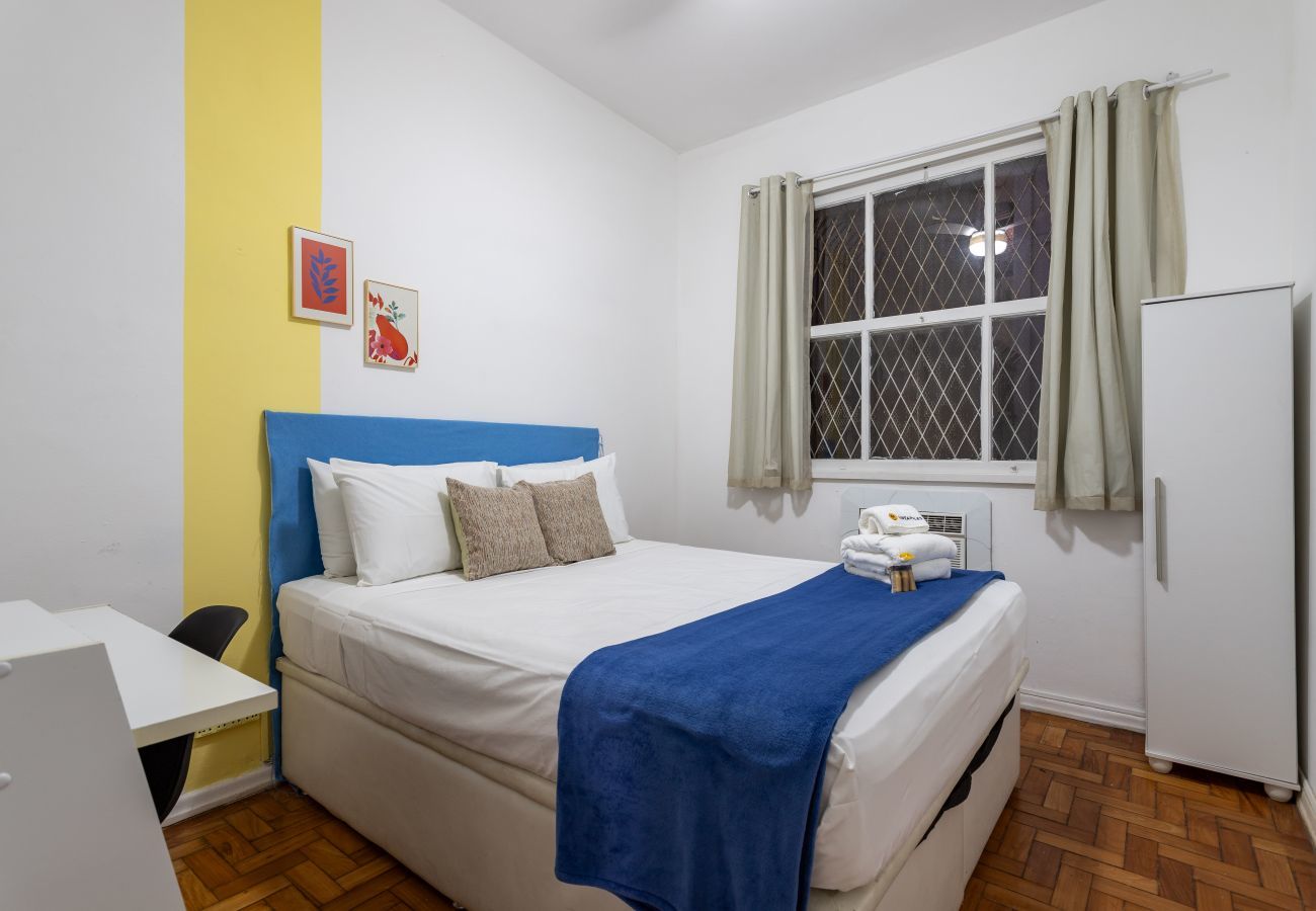 Apartamento em Rio de Janeiro - 6 minutos da Praia de Copacabana | EL108