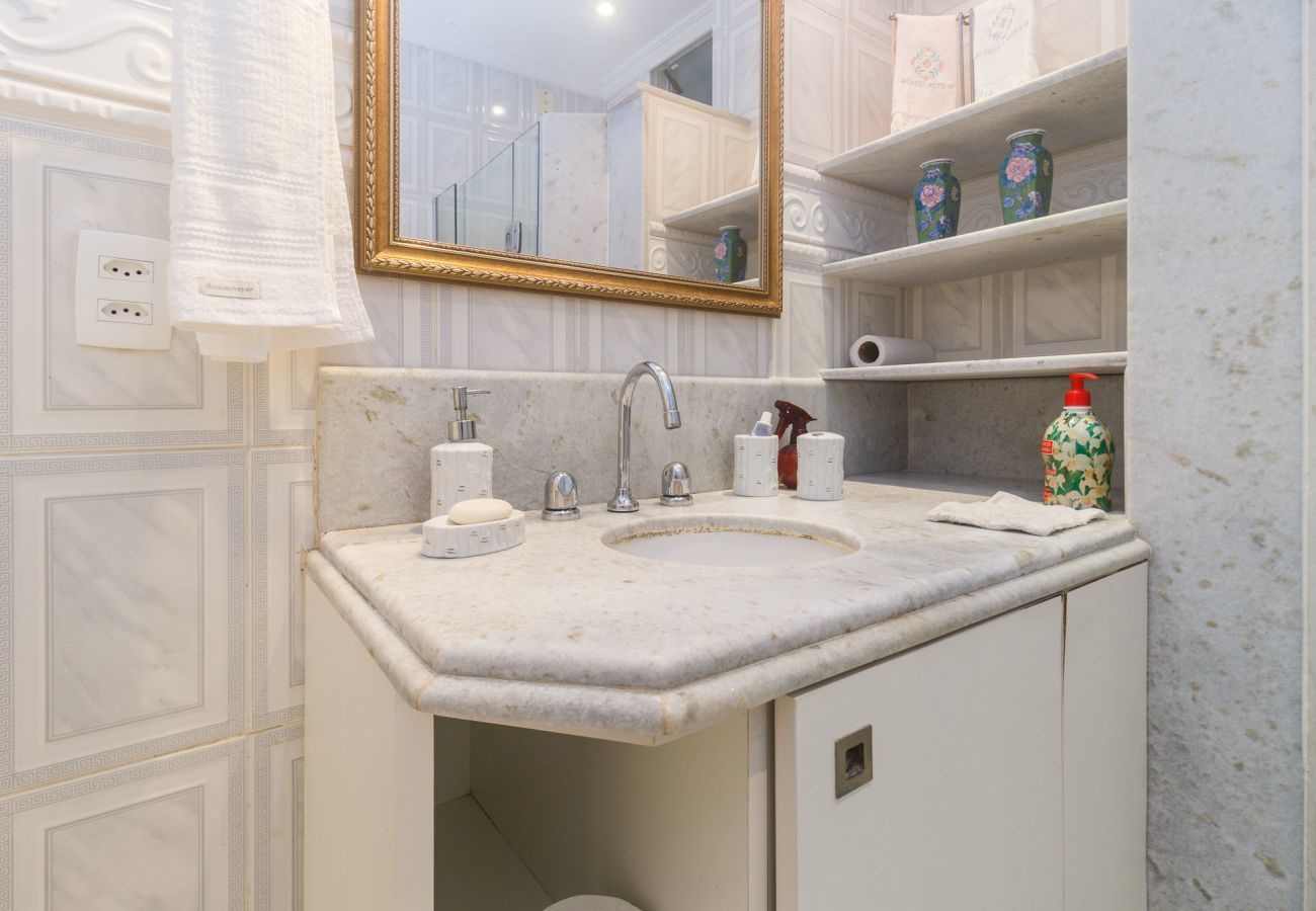 Apartamento em Rio de Janeiro - NS201| Apto. 2 quadras da praia de Copacabana