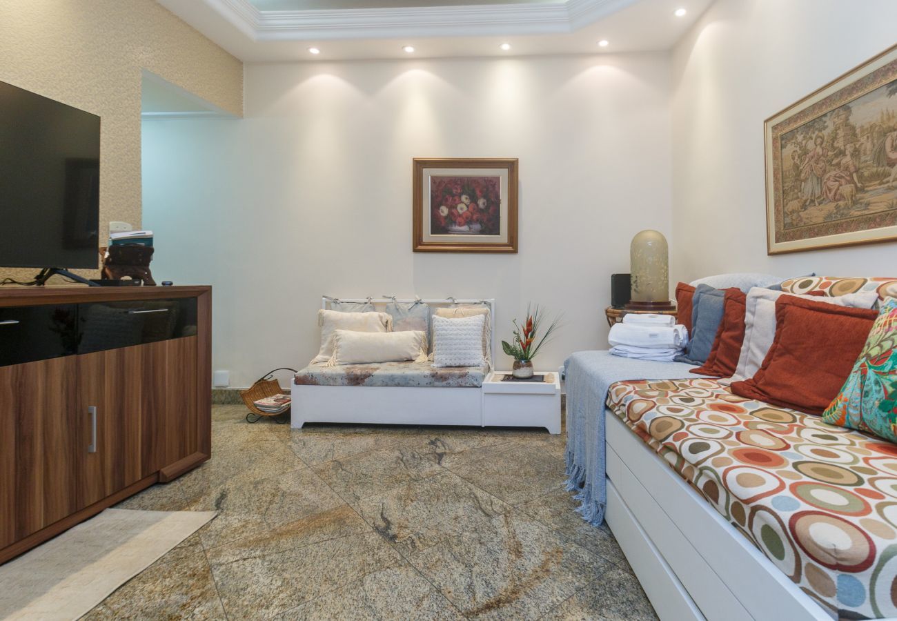 Apartamento em Rio de Janeiro - NS201| Apto. 2 quadras da praia de Copacabana