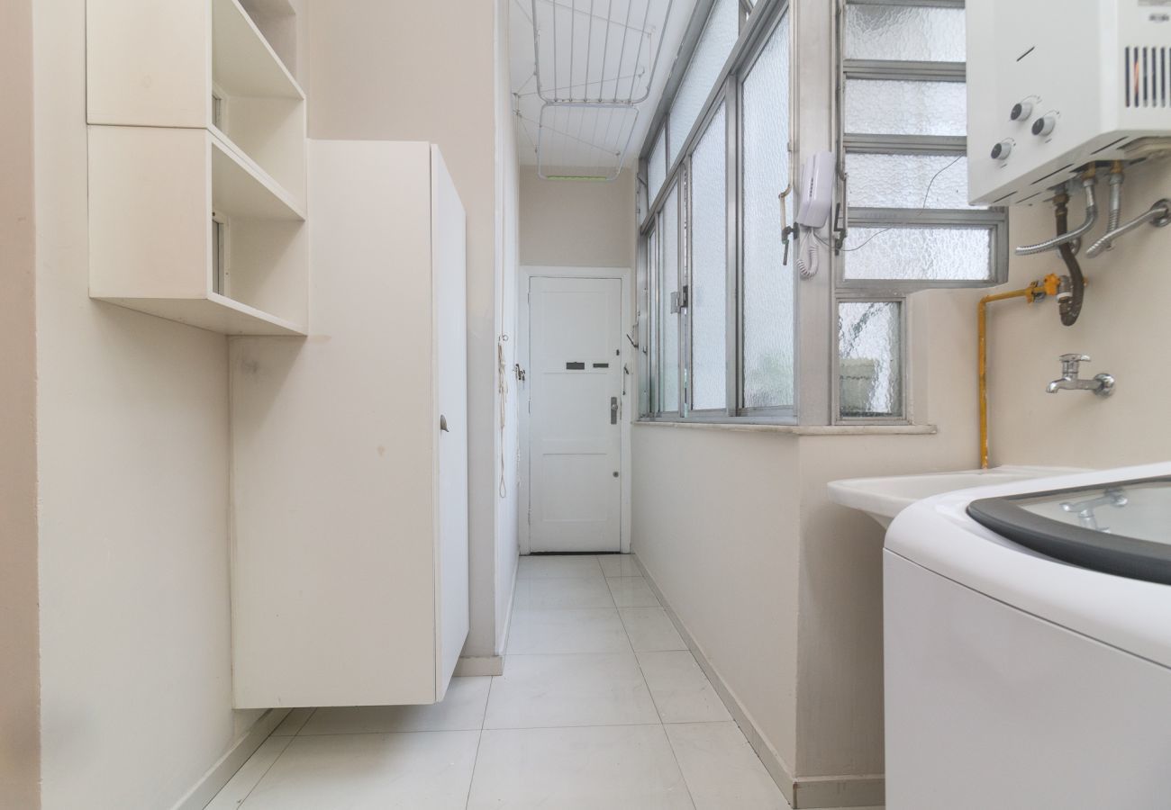 Apartamento em Rio de Janeiro - Brt401A| 3 quartos em Copacabana, 9 min do Posto 4