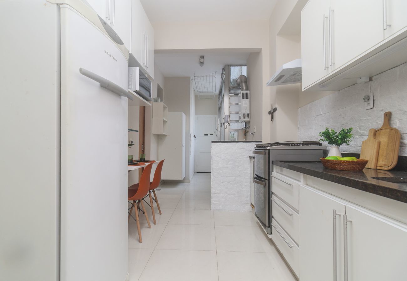 Apartamento em Rio de Janeiro - Brt401A| 3 quartos em Copacabana, 9 min do Posto 4