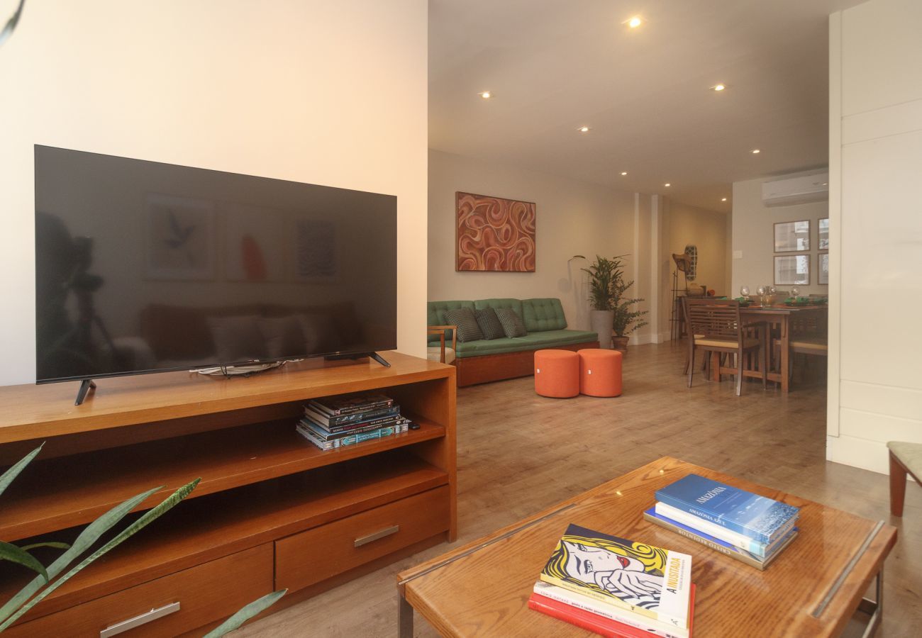 Apartamento em Rio de Janeiro - Brt401A| 3 quartos em Copacabana, 9 min do Posto 4