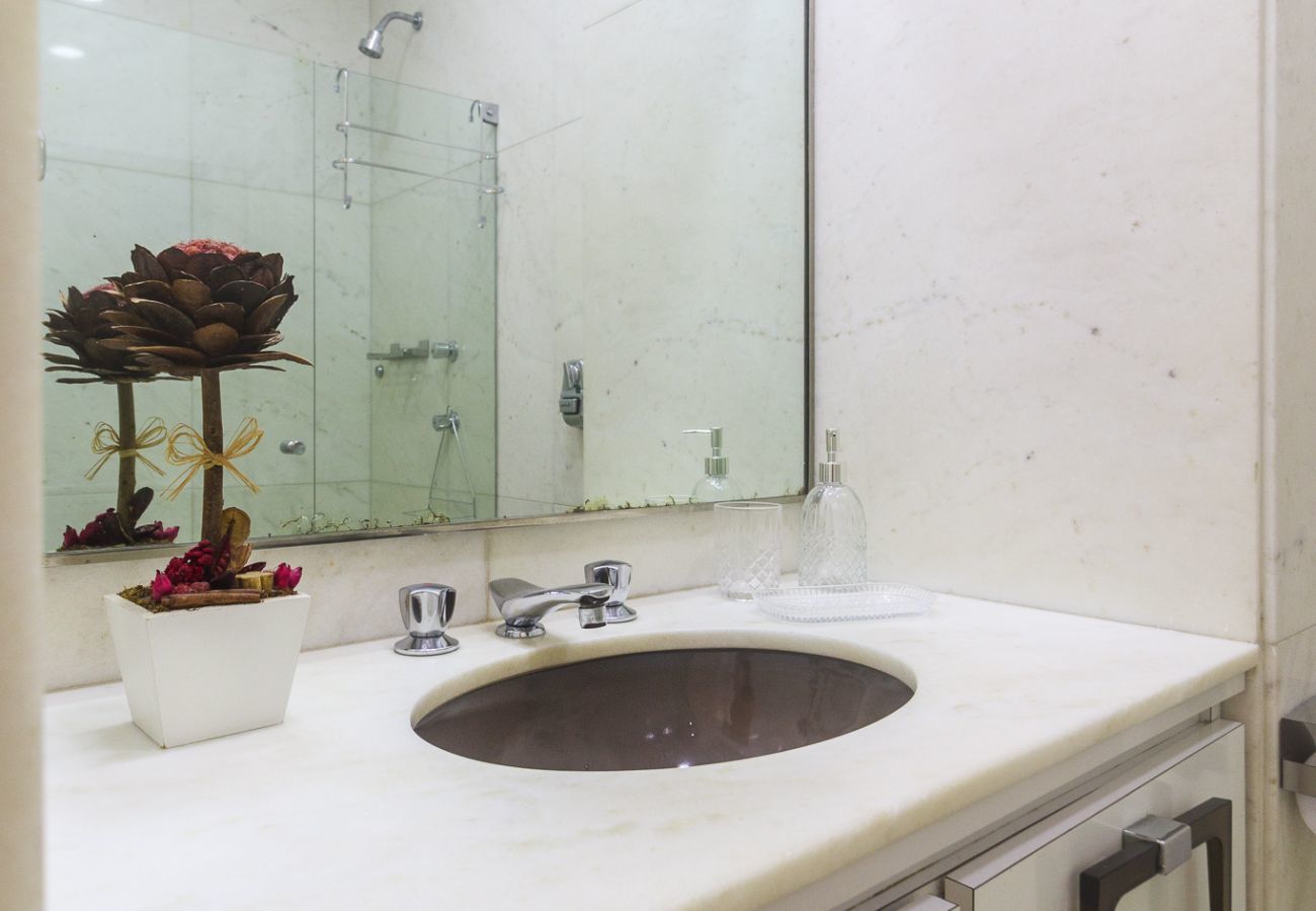Apartamento em Rio de Janeiro - Alm1402| 3 quartos, vista deslumbrante em Leblon