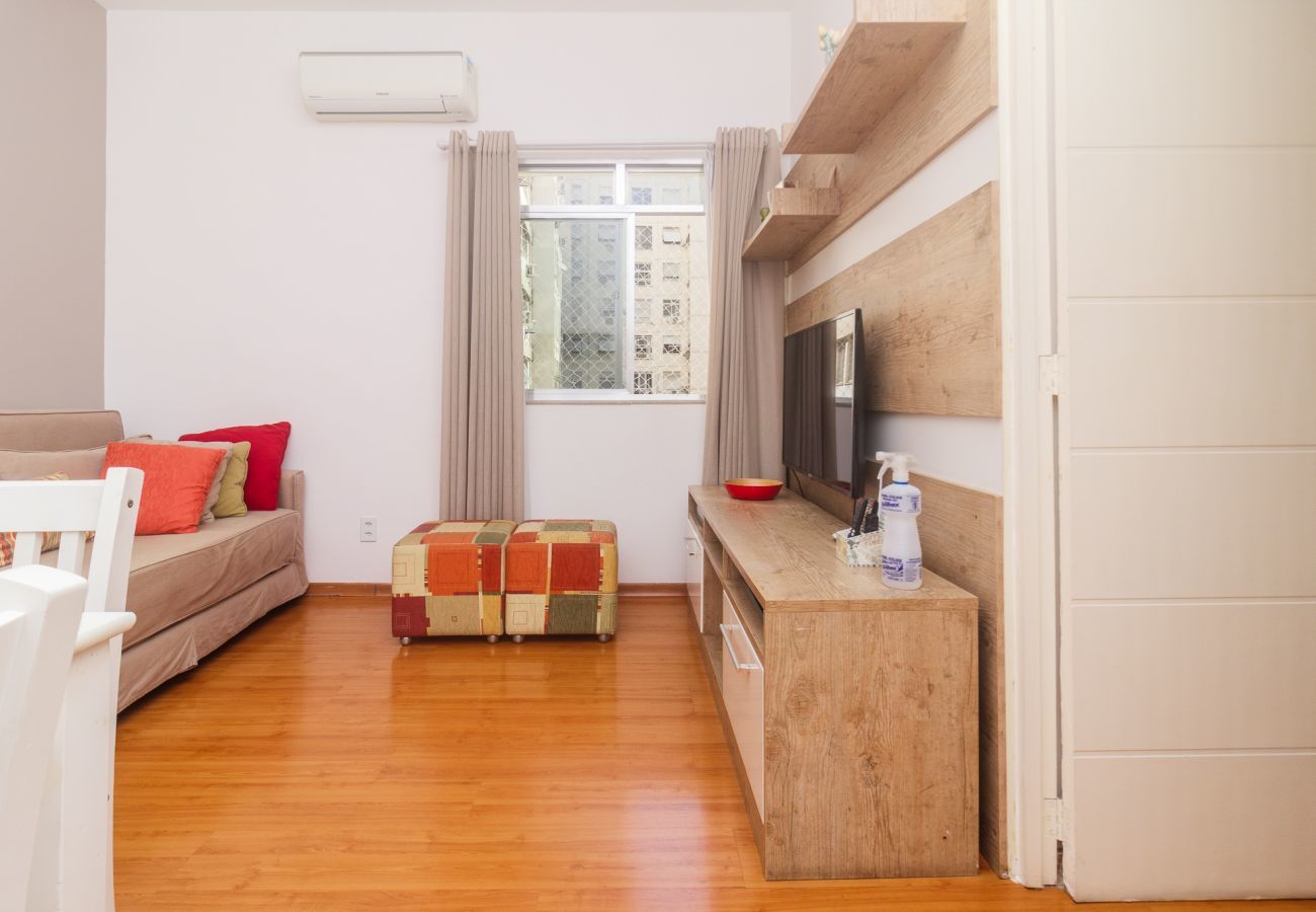 Apartamento em Rio de Janeiro - Brt401B|2 quartos em Copacabana, 10 min do Posto 3