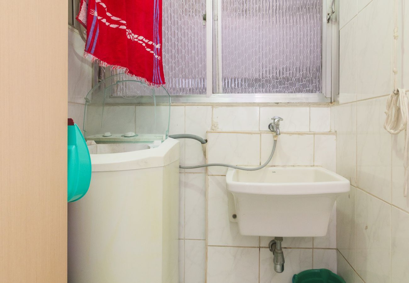 Apartamento em Rio de Janeiro - Brt401B|2 quartos em Copacabana, 10 min do Posto 3