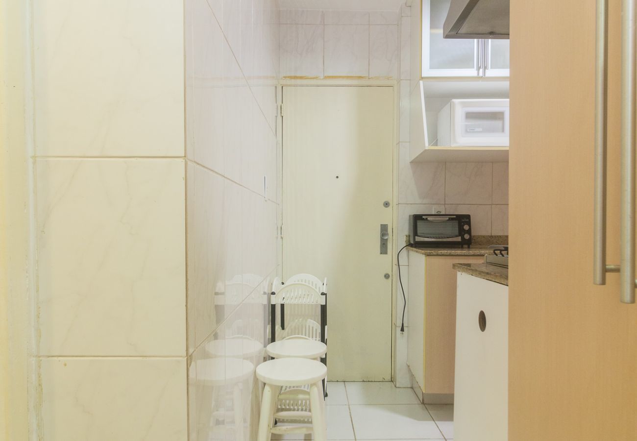 Apartamento em Rio de Janeiro - Brt401B|2 quartos em Copacabana, 10 min do Posto 3