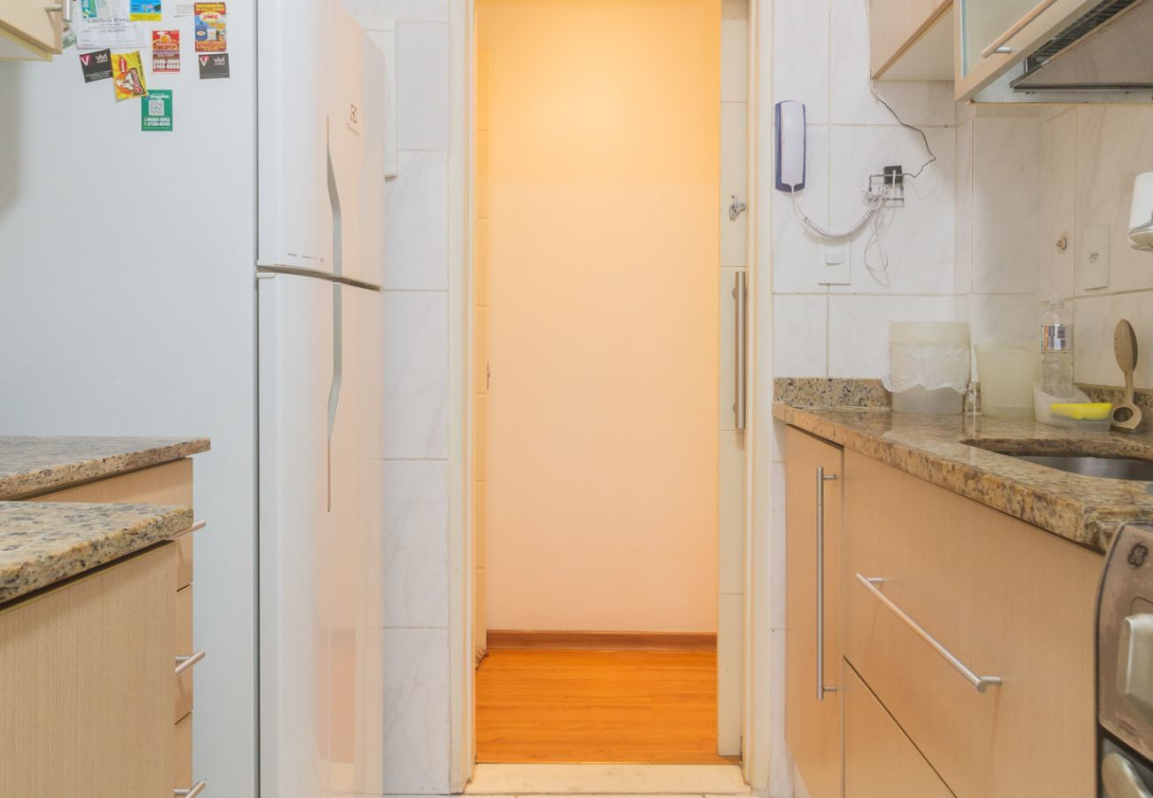 Apartamento em Rio de Janeiro - Brt401B|2 quartos em Copacabana, 10 min do Posto 3