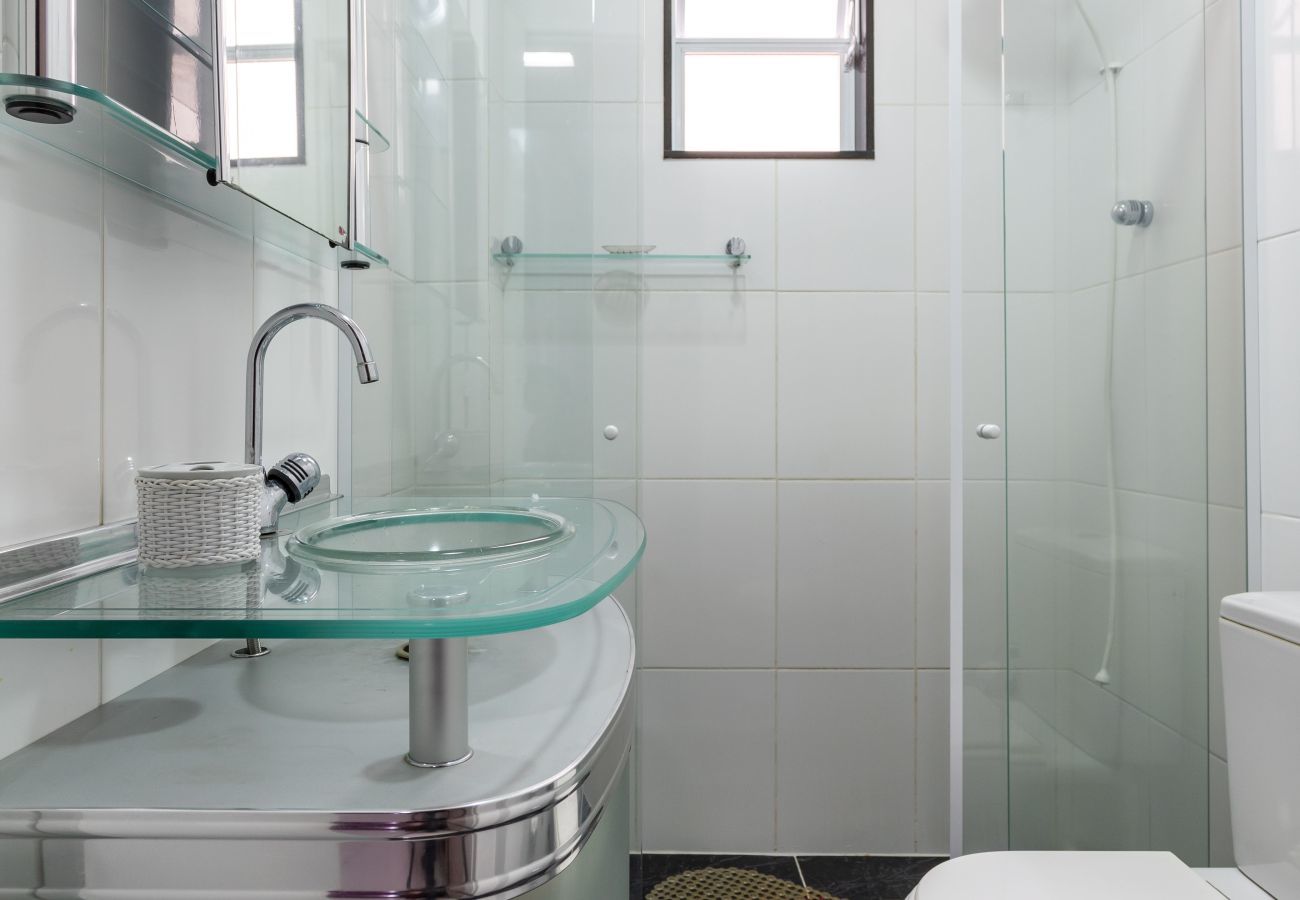 Apartamento em Rio de Janeiro - Charme em Copa | Ótimo para casais | MVC1103